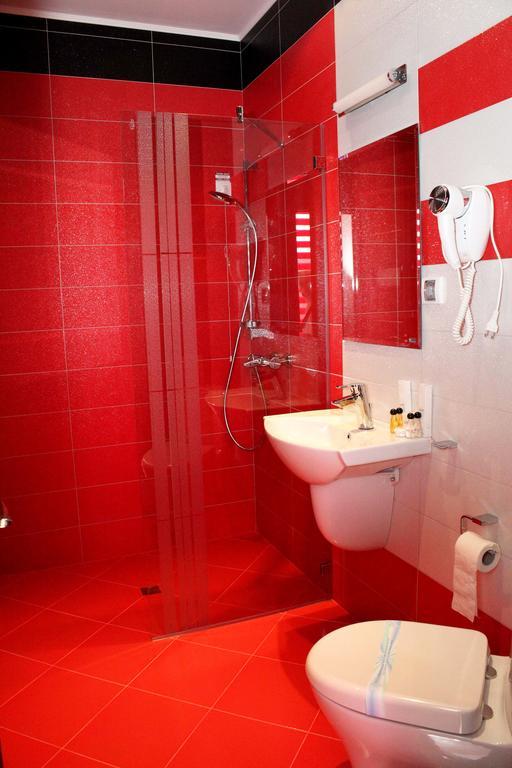 Incanto Family Hotel Sevlievo Room photo