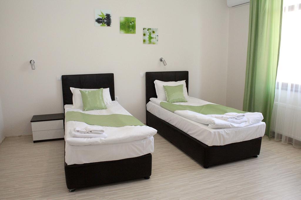 Incanto Family Hotel Sevlievo Exterior photo